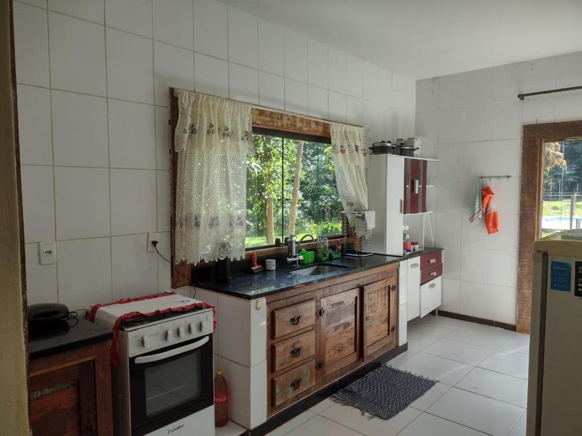Sitio Da Tia Lucia Perto Da Montanha Villa Брумадиньо Екстериор снимка